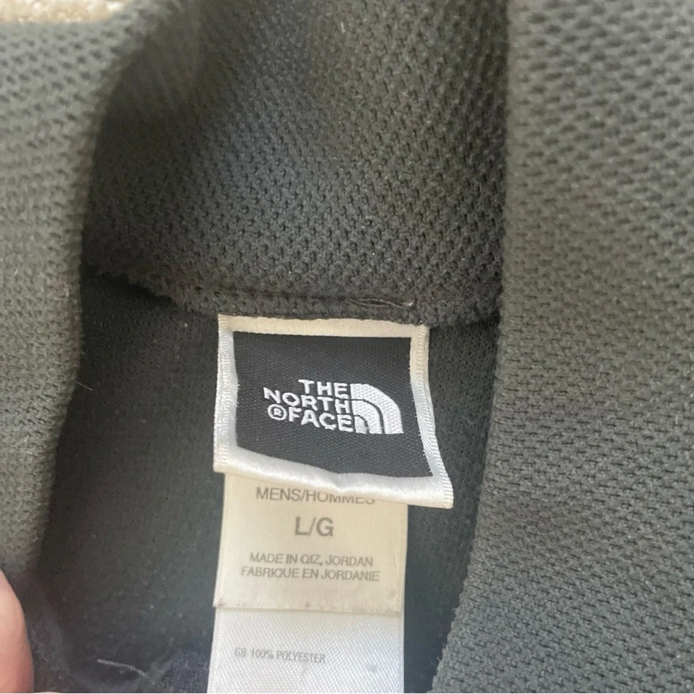 The North Face Pullover Men’s Large Gray 1/4 Zip Fleece Hiking Outdoors Logo